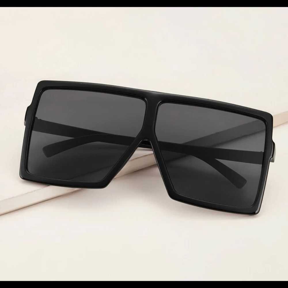 Black Square Shades/ Or Pink Shades